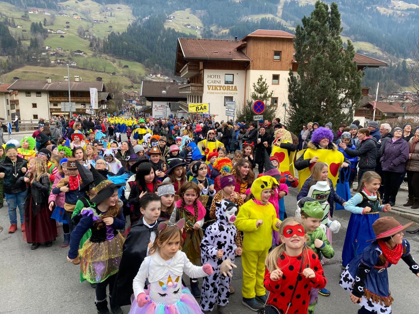 Faschingsumzug 1