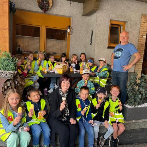 Besuch beim Schuster Seppi 1a
