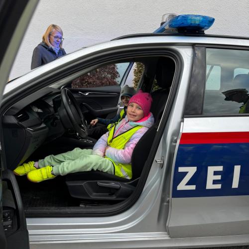 Polizeibesuch in der 2a und 2b 2024