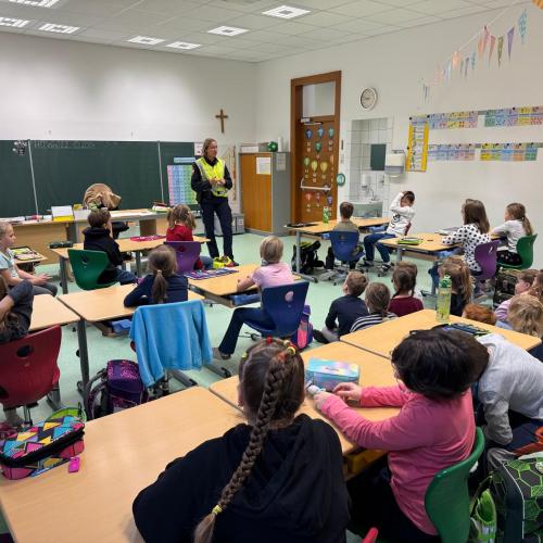 Polizeibesuch in der 2a und 2b 2024