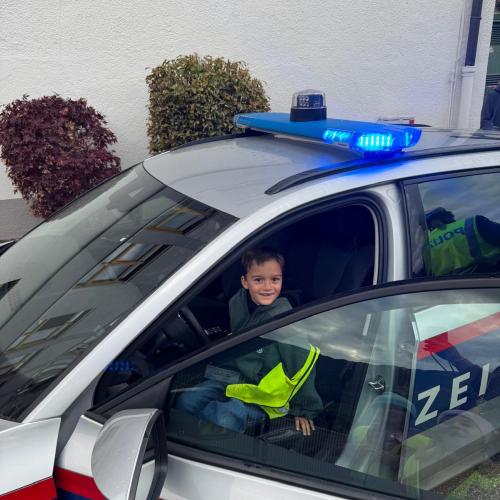 Polizeibesuch in der 2a und 2b 2024