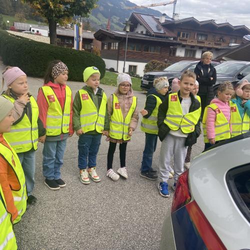 Polizeibesuch in der 1a 2024