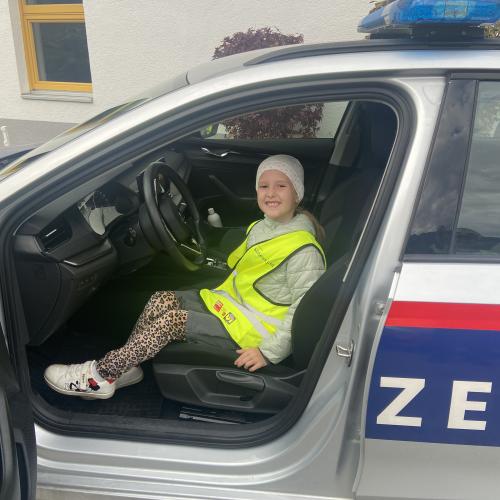 Polizeibesuch in der 1a 2024