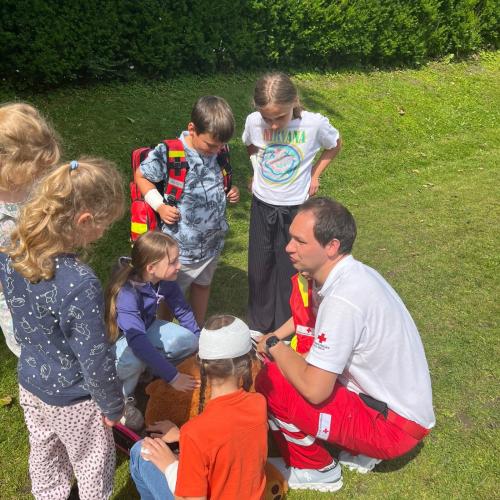 Besuch der Rettung 2a