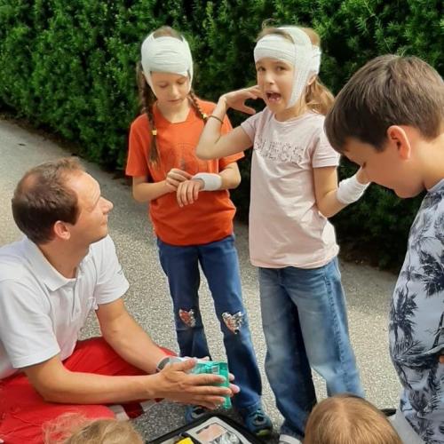 Besuch der Rettung 2a