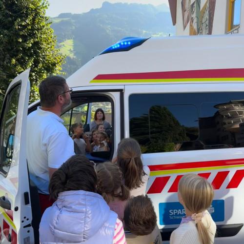 Besuch der Rettung 3b 2025