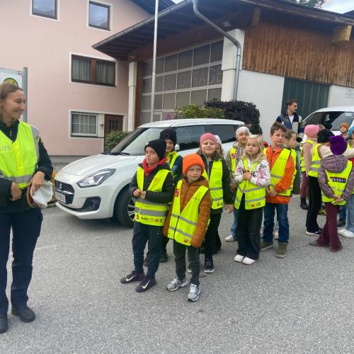 Polizeibesuch 2a 2025