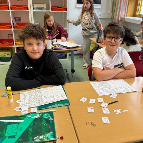 Halloween Stationsbetrieb 4b 2025