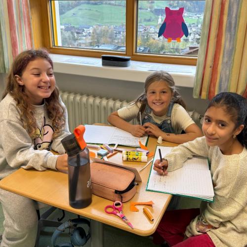 Halloween Stationsbetrieb 4b 2025