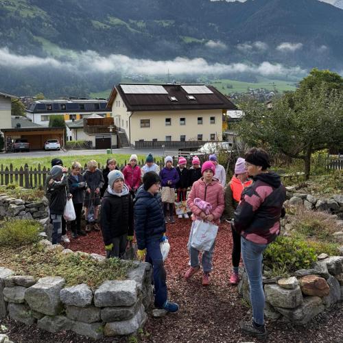 Radfahrübung und Kräutergarten 4a 2025