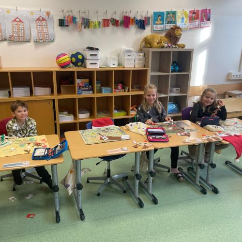 Weihnachtlicher Stationsbetrieb 2025