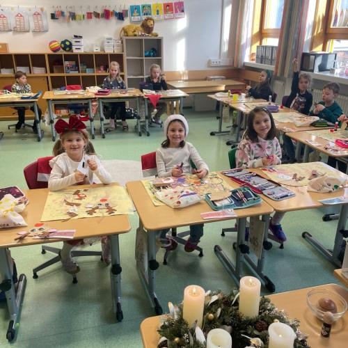 Weihnachtlicher Stationsbetrieb 2025