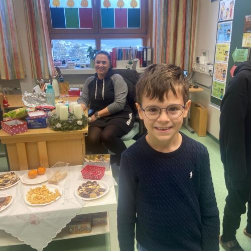 Weihnachtlicher Stationsbetrieb 2025