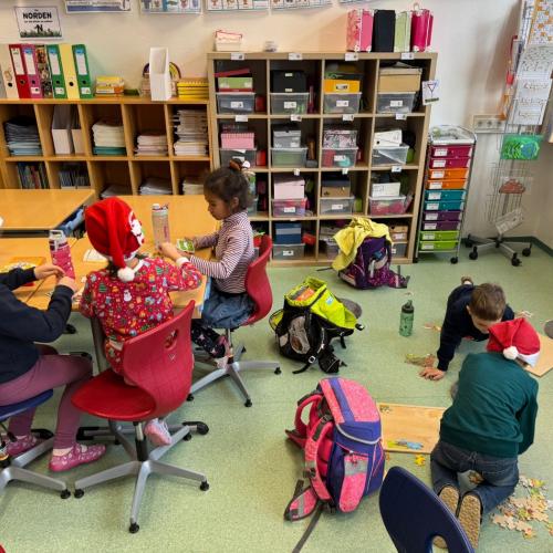 Weihnachtlicher Stationsbetrieb 2025