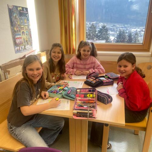 Weihnachtlicher Stationsbetrieb 2025