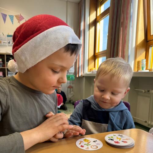 Weihnachtlicher Stationsbetrieb 2025