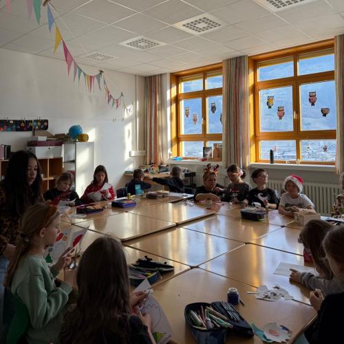 Weihnachtlicher Stationsbetrieb 2025