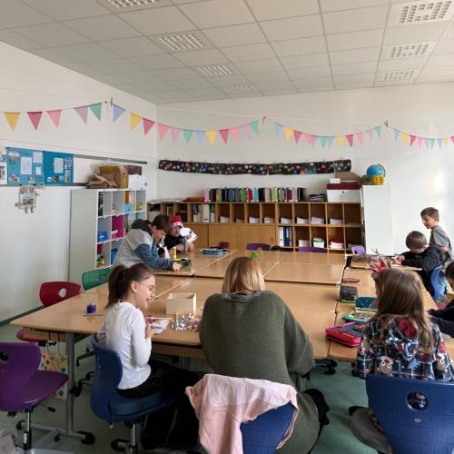 Weihnachtlicher Stationsbetrieb 2025