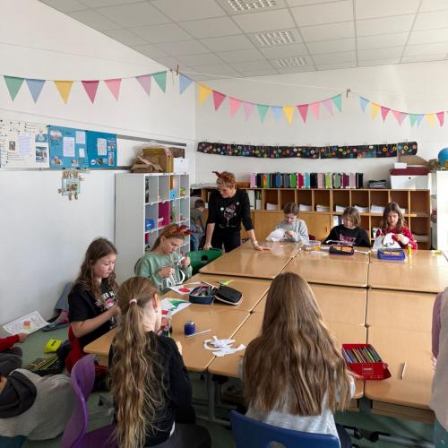 Weihnachtlicher Stationsbetrieb 2025