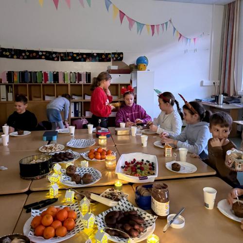 Weihnachtsfrühstück 4a 2025