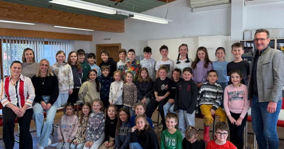 Gemeindebesuch 3a, 3b