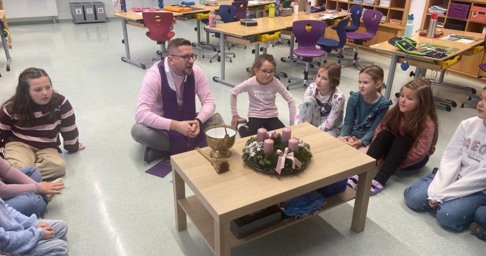 Adventkranzweihe 2a 2025